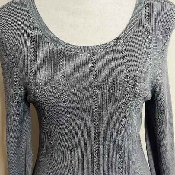 WHBM Gray Long Sleeve Pointelle Knit, Sweater w/ Shoulder Pads Women’s Size M - Picture 3 of 13